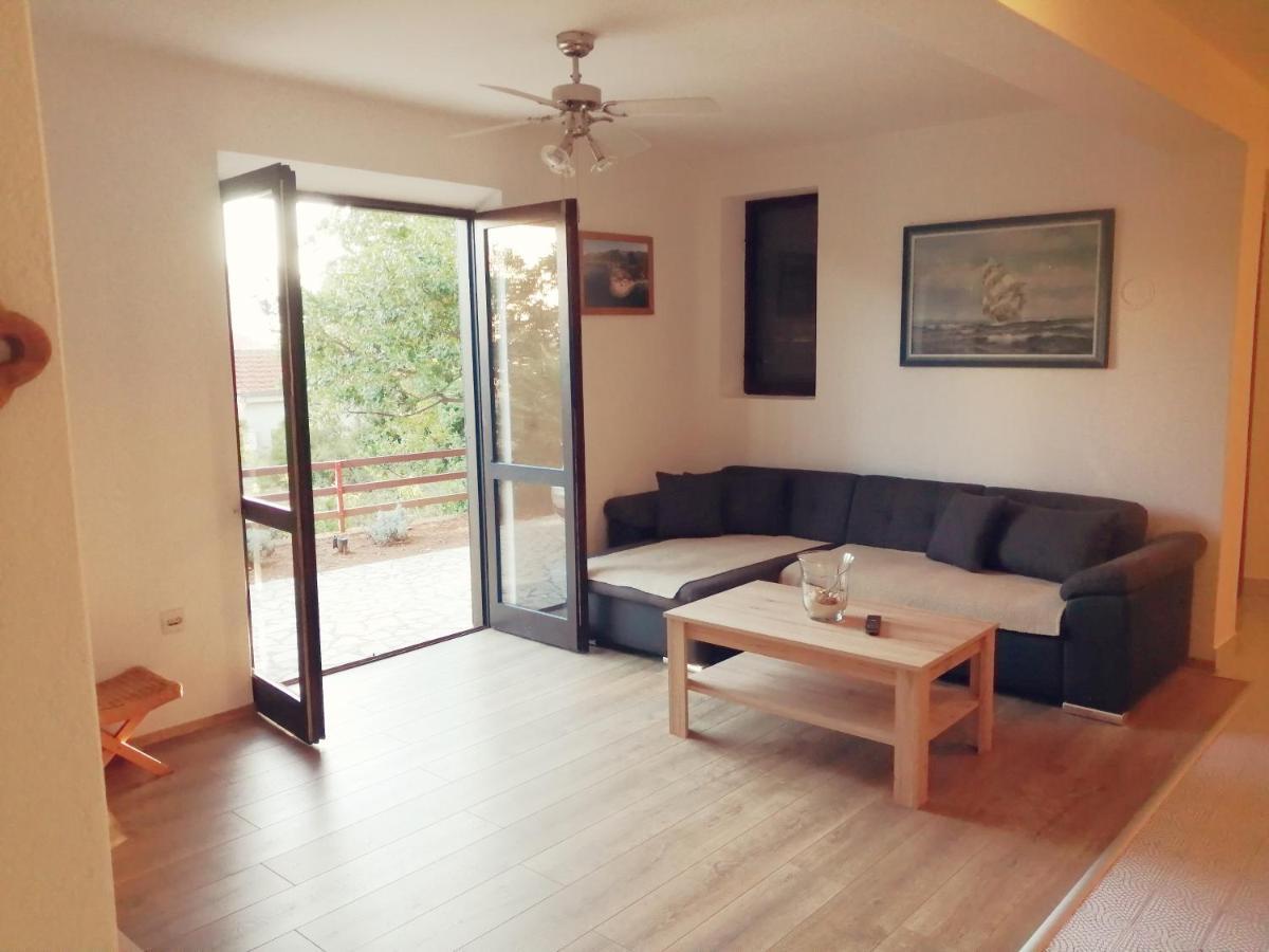 Holiday House Pinus Pinea Viganj Eksteriør bilde